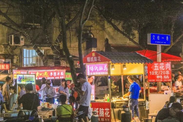 路边摊:成都美食界扛把子!