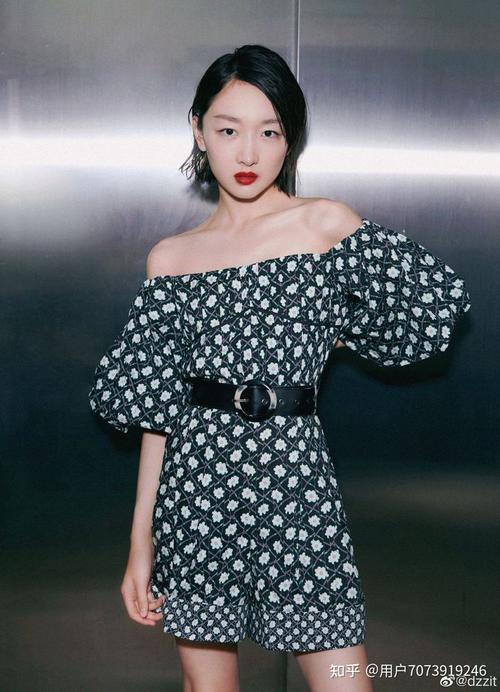 周冬雨最好看的图片是哪一张