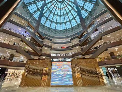 焕新升级归来 上海港汇恒隆广场打造城市商业新样本