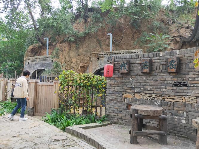 国庆节王边溪谷画家村一日游