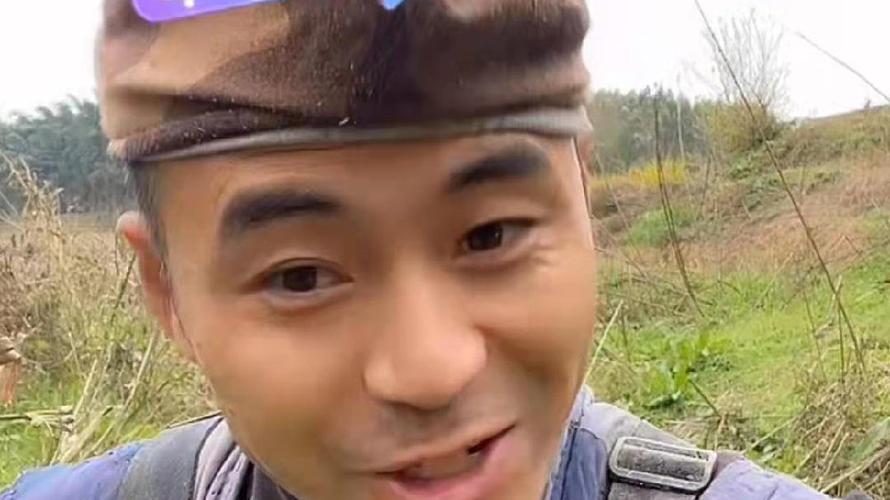 自贡籍抖音网红大v"农村拐哥"直播捕捞野生鱼,被警方传讯!