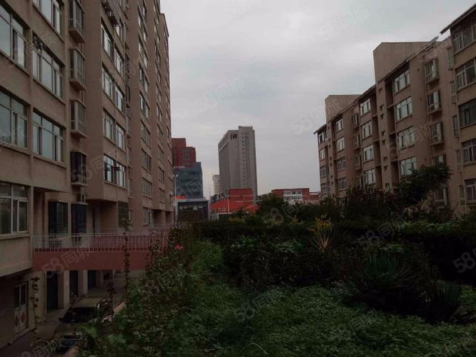 小区:金色阳光花园小区地址:捷泰街1号房租走势12在租房源建筑年代
