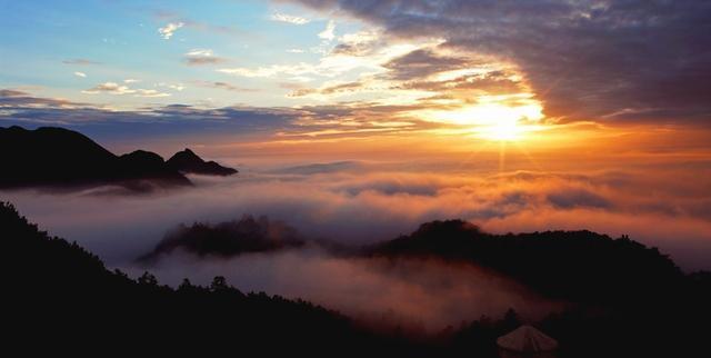 江西风景独好|去中国最美十大名山庐山,最不能错过的景点有哪些?