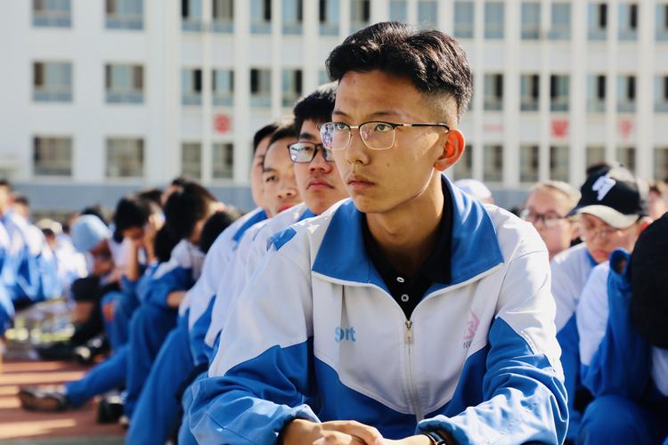 武威第八中学2020届高三年级高考复习备考动员大会纪实