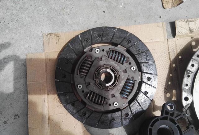 逍客更换离合器三件套,发动机转速飙升,车速却提不上去