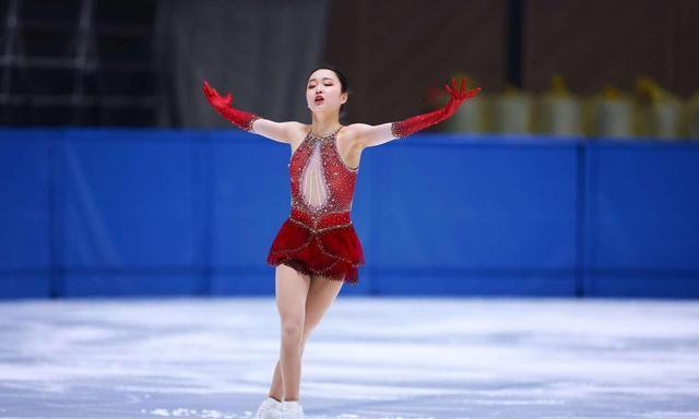 预告一下,2月15日18点,朱易将出战北京冬奥会花样滑冰女单节目.