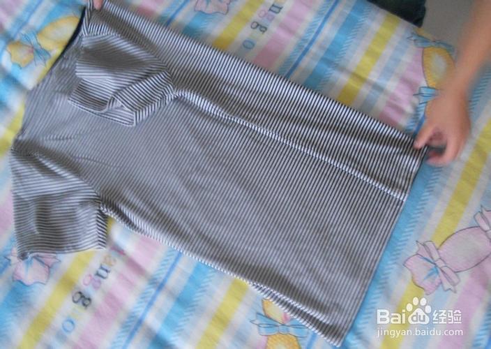怎么叠衣服——快速叠衣服方法