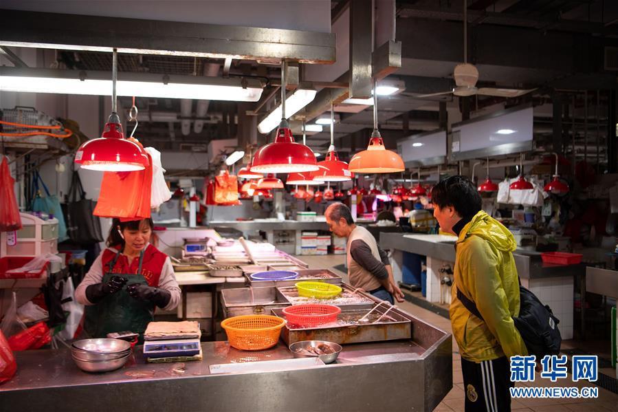 家在澳门卖鱼佬关伟铭在文化交汇中丰富人生