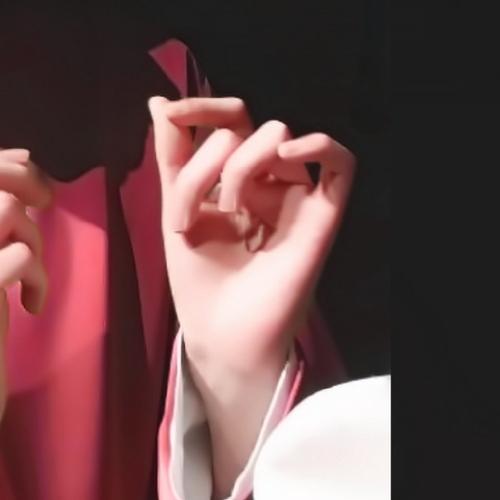    @小辫儿张云雷  #色艺双绝京城第一男韵张云雷#德云社张云雷超话 