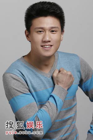 《都市男女》,《超级男保姆》等剧让大家记住并喜爱的演员佟悦成了