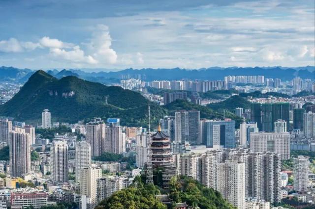 贵州一百强市号称贵阳的西大门上榜中国避暑名县