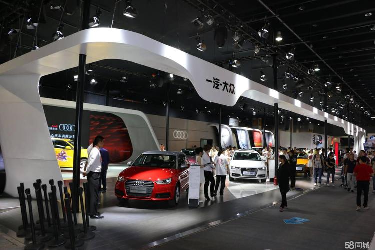 车展德国帐篷展会展台桁架灯光音响显示屏展厅布置展会