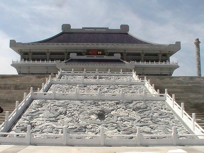 一座纪念满族先人的宗祠在敦化应运而生,这就是清祖祠