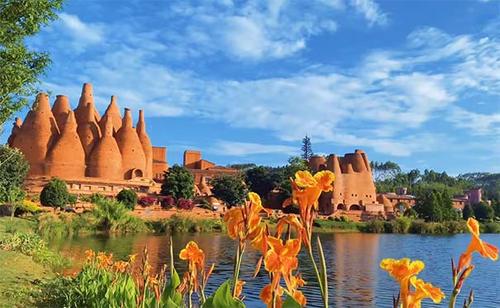 [云南红河州旅游]弥勒东风韵艺术小镇景点介绍