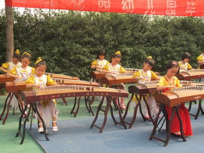 幼儿园毕业&古筝视频《大长今》