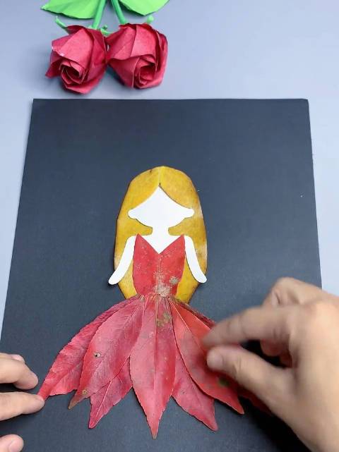 做了一款超级漂亮的小公主树叶贴画,赶快帮小朋友收藏起来78#幼儿园