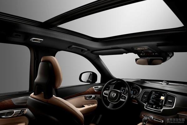 新一代沃尔沃xc90标配全景天窗