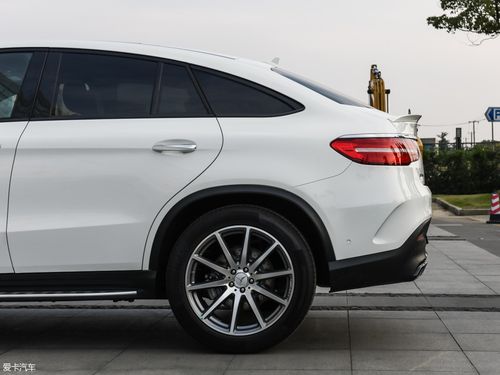 2015款奔驰gle级amg轿跑suvamg gle 63 4matic
