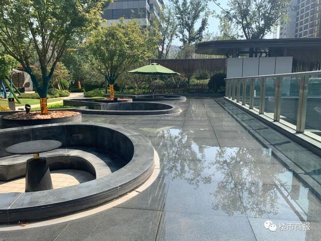 验房记丨白沙最贵小区交付,亚新紫藤公馆值得吗?