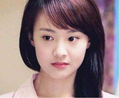 女明星的婴儿肥:郑爽美爆了,刘亦菲最清纯,baby美到发光