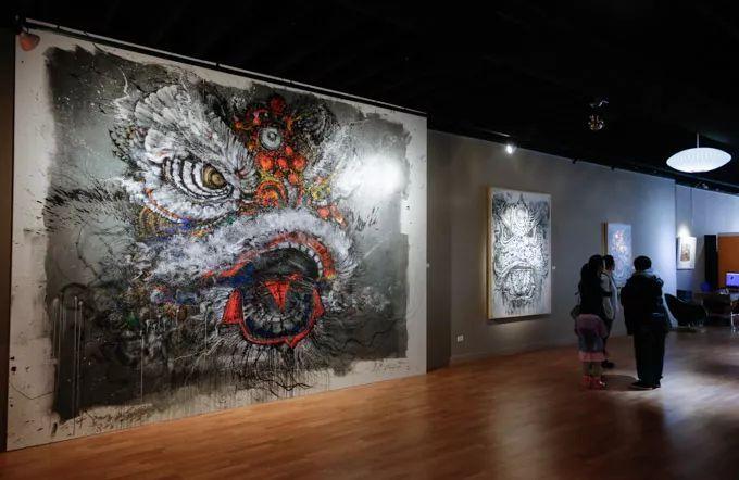 陈英杰最新作品展开幕:《文化符号:舞狮》