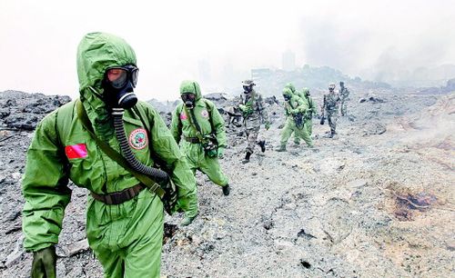 生化部队进入核心现场初步认定事故危化品种类