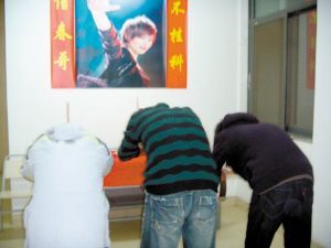 信春哥,不挂科