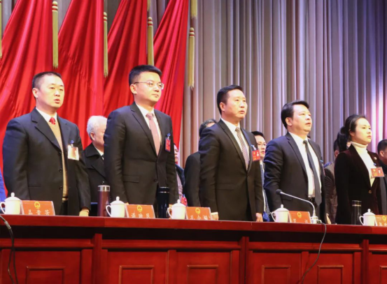 南县第十七届人民代表大会第五次会议胜利闭幕