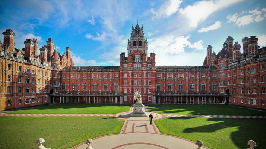 布莱顿大学(university of brighton)是英国的一所公立大学,在布莱顿