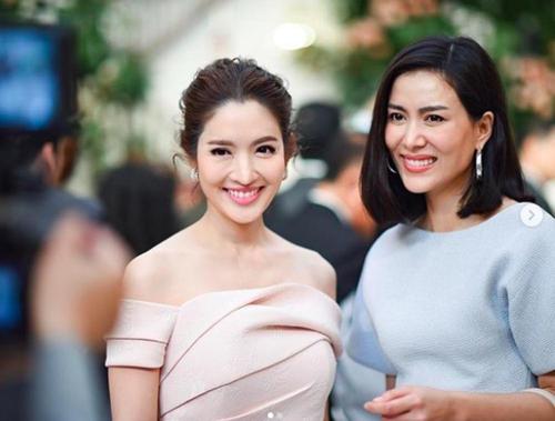 janie昔日的三台同事女演员aff和cherry.