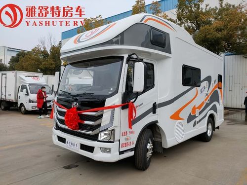 依维柯房车福特房车奔驰旅居车生产厂家