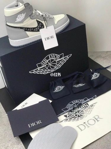 aj1 dior联名_迪奥怎么样_airjordan_鞋控_鞋控の日常
