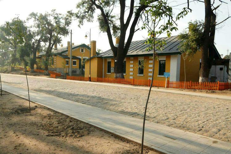 国家历史文化名街齐齐哈尔市昂昂溪罗西亚大街 摄影/肖金生