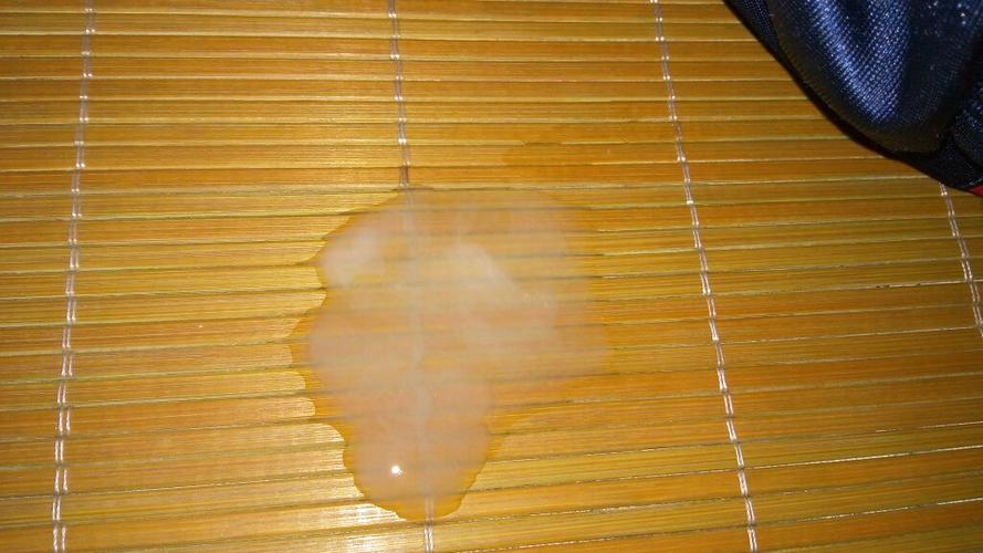 精子透明,像水一样,有带一点点白色的液体.这是什么病