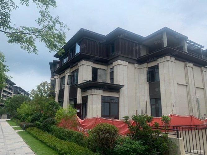 荣盛华府二期别墅