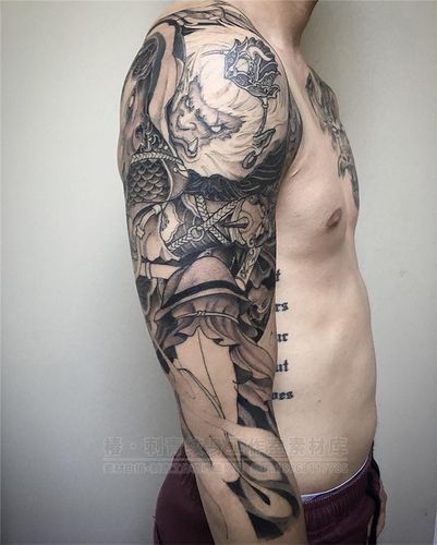 手臂传统孙悟空纹身图案