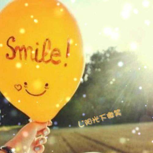 fm346985阳光下微笑