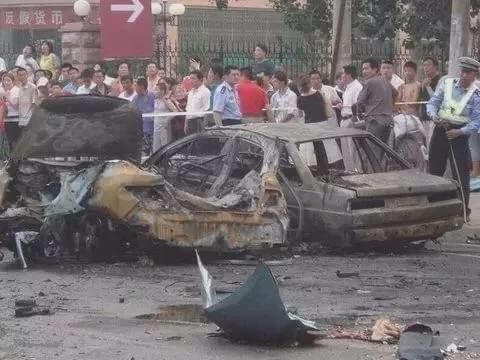 济南"7·9"爆炸案发生时震惊全国,随后济南市人大主任段义和涉嫌雇凶