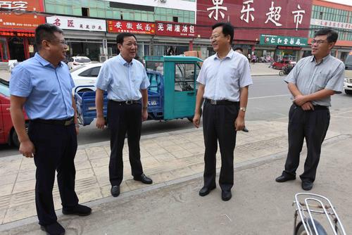 区领导杨光,宋奎宇参加.(记者 徐洋 宣传部 王潇)