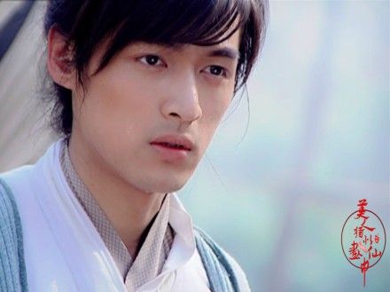 胡歌《仙剑奇侠传一》【李逍遥】翩翩潇洒美少年,灵岛求药结仙缘.