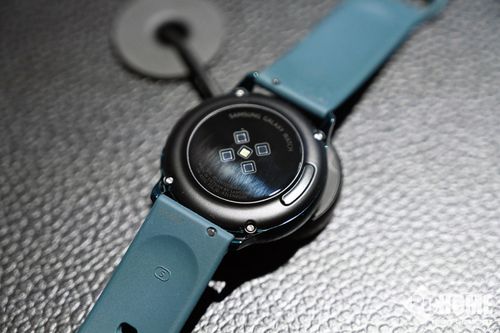 三星galaxy watch active发布:美爆了