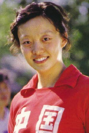 前女排队员杨希:曾是袁伟民爱徒 如今成老女排中的"首席富姐"