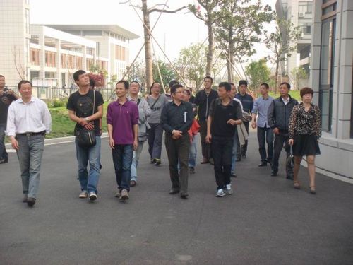 洞头县海霞中学的学校简介