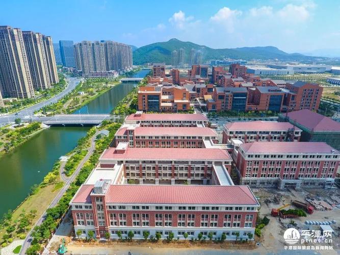 环境优美的河景校平潭麒麟小学今秋开学配套设备也是杠杠的