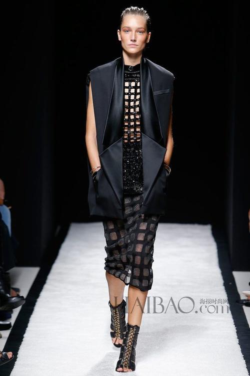 巴尔曼 (balmain) 2015春夏女装秀,海报时尚网带你亲临2015春夏巴黎