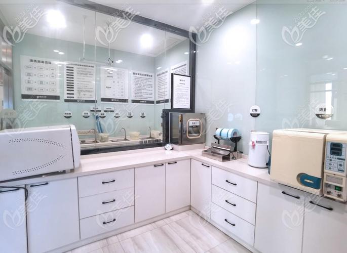 值德口腔消毒间