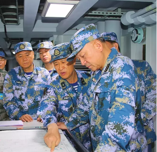 海军司令员吴胜利,政委苗华等海军党委常委全程现场指导