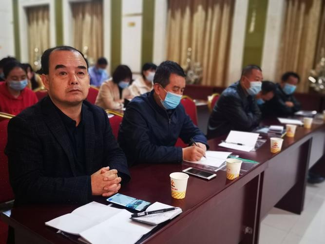 刘孝义应邀在陇南市徽县举行传统文化讲座