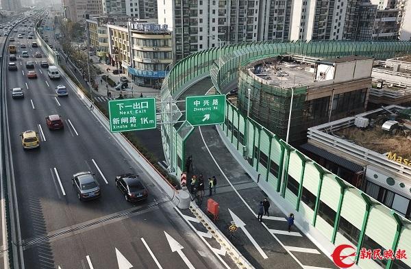 南北高架路起于s20 a target="_blank" href="/item/外环高速公路