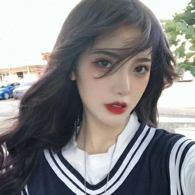 成熟知性干净女生头像我就想配的上我所想我的肩膀能撑起我想要